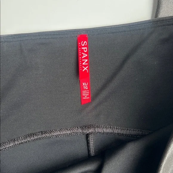 Spanx Faux Leather Moto Leggings in Black Size XL - Picture 9 of 17